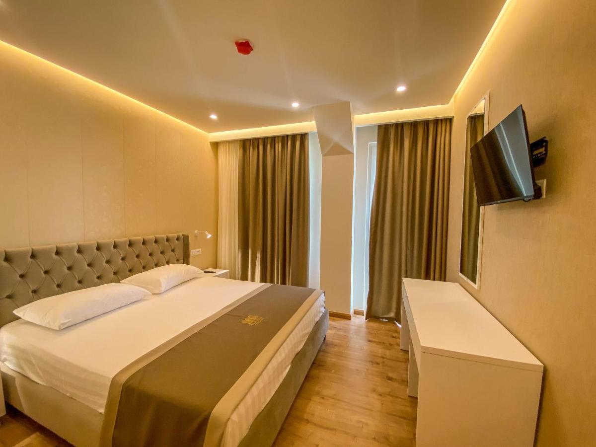 Red Hill Hotel 티라나 외부 사진