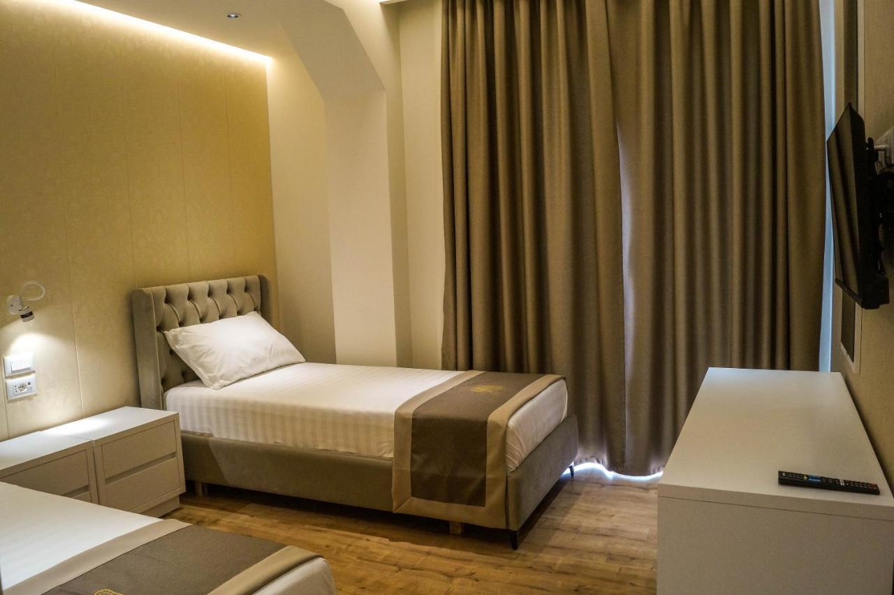 Red Hill Hotel 티라나 외부 사진